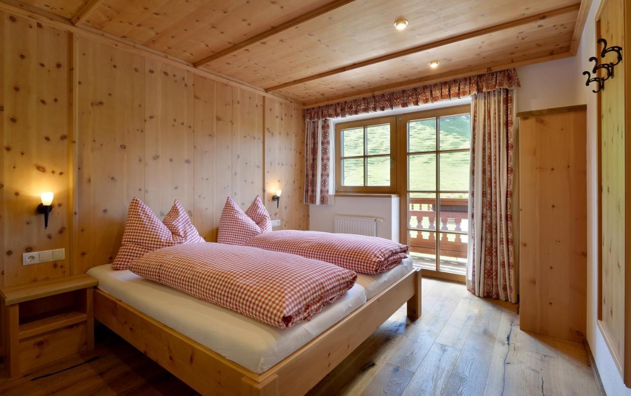 Ritzau Alm Hotel เอบส์ ภายนอก รูปภาพ